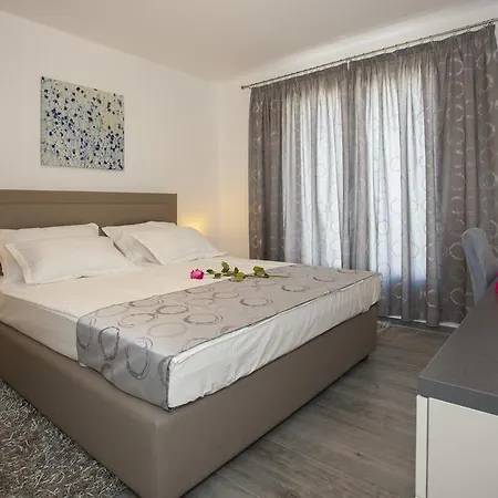 Luxury Penthouse Monriva * Σπλιτ