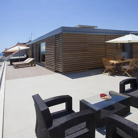 アパート Luxury Penthouse Monriva *