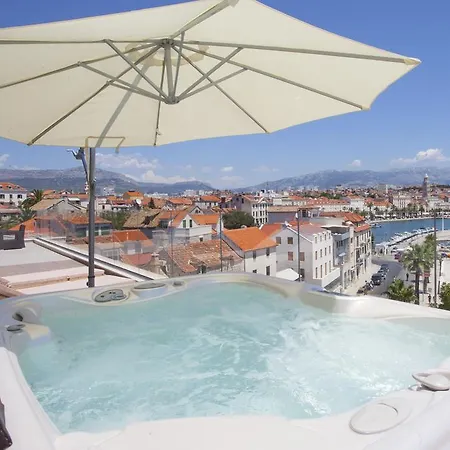 Luxury Penthouse Monriva Σπλιτ