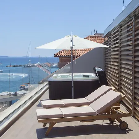 Luxury Penthouse Monriva