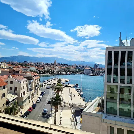 Apartman Luxury Penthouse Monriva