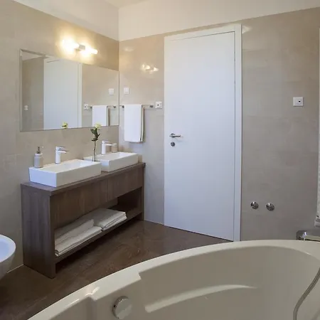Apartman Luxury Penthouse Monriva